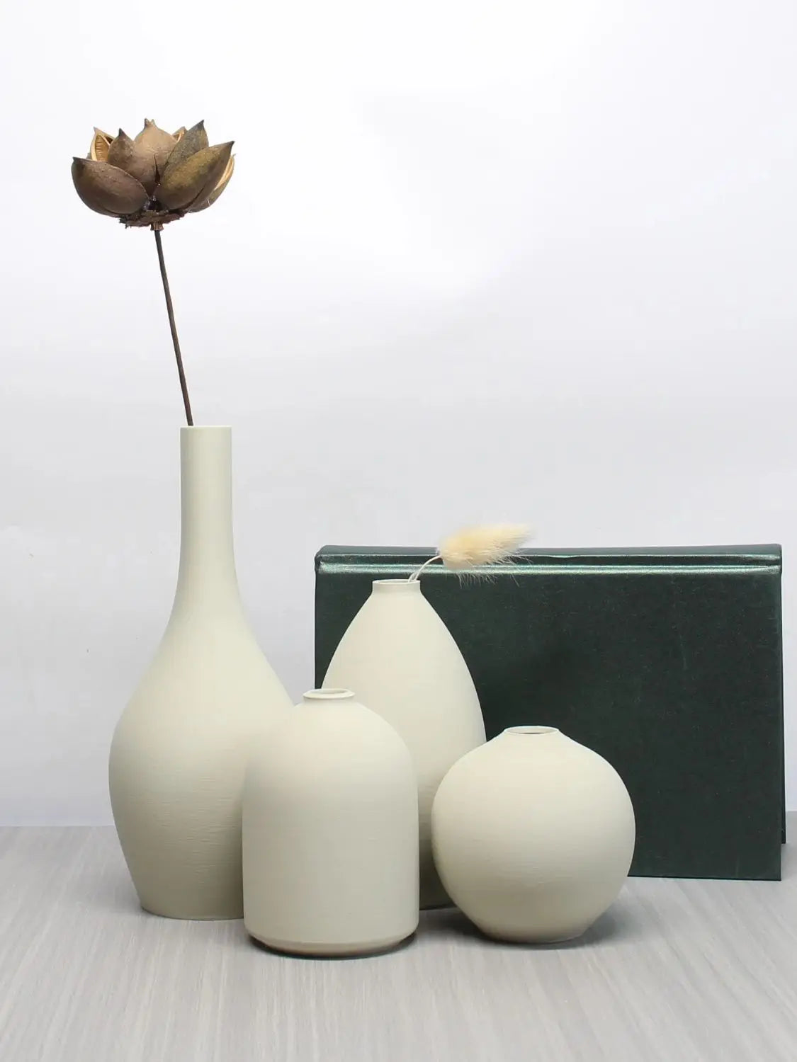 Set de 4 Jarrones Minimalistas Decorativos- Diseño Elegante para el Hogar